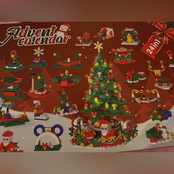 LChristmas Tree Advent Calendar with Decorations - Picture 2 of 3